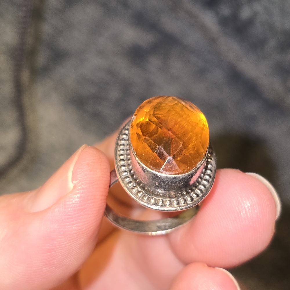 Vibrant Orange Gemstone Ring - Picture 10 of 11